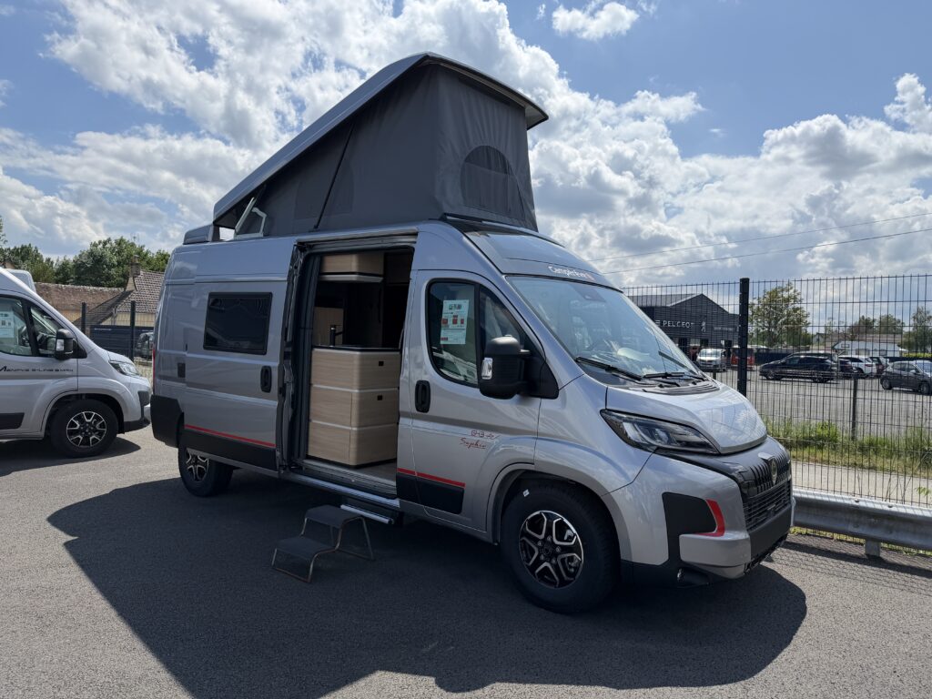 Magellan 643 AIR Saphir